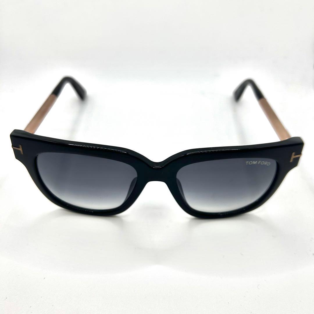 芸能人着用モデル　トムフォード　サングラス　TF436 53 18 ケース付き