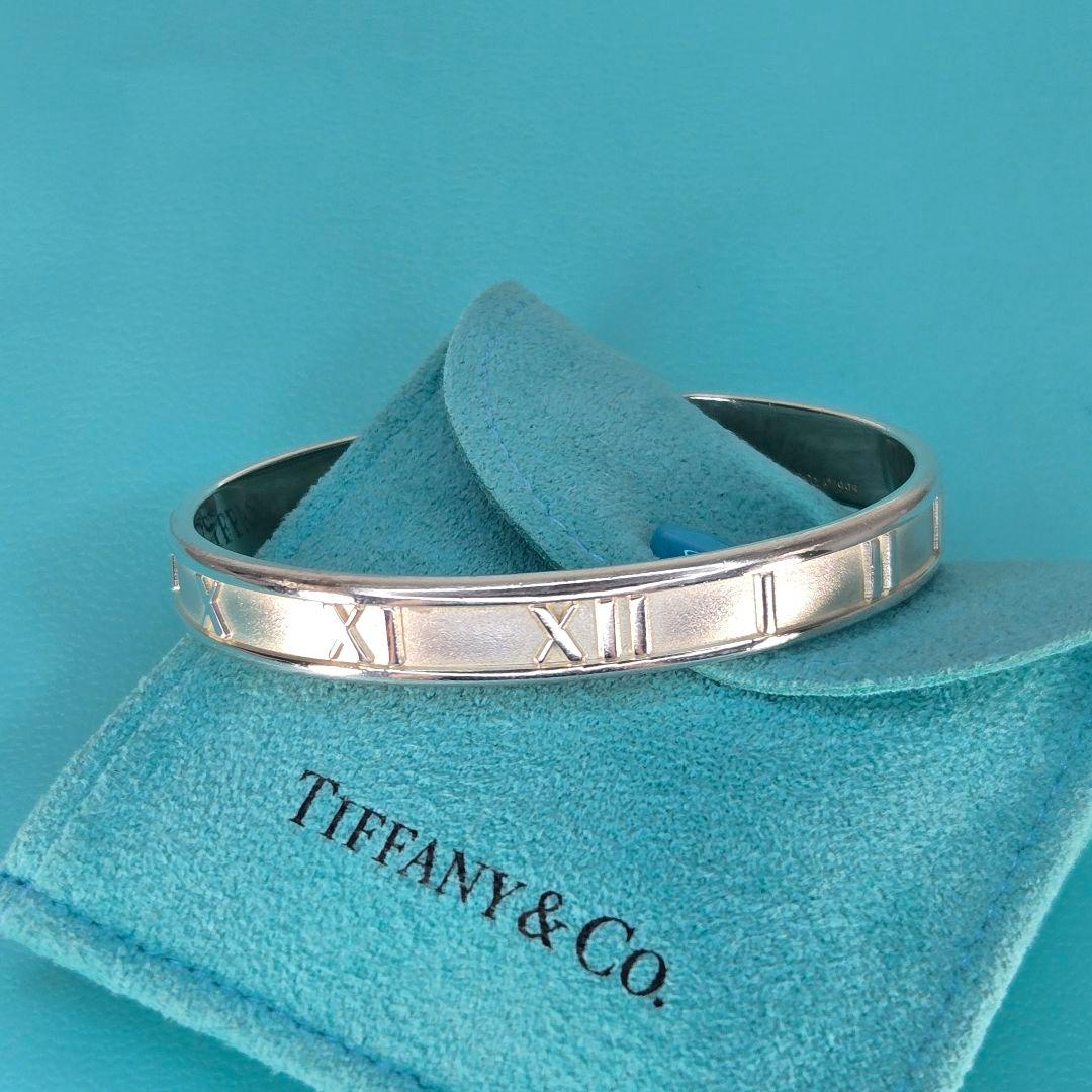 な*こ様 Tiffany & Co. シルバーバングル アトラス ブレスレット