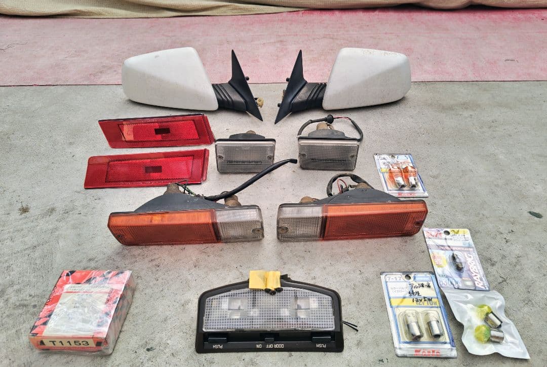 【ボーナス】スバル アルシオーネ 純正レアパーツ大量 サイドミラー ウィンカー他