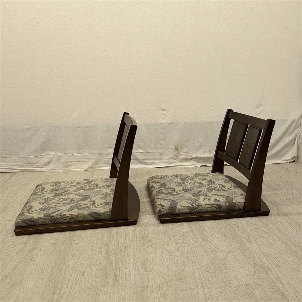 カリモク ２脚セット　座椅子　椅子　イス　チェア　一人掛け　座敷　和家具