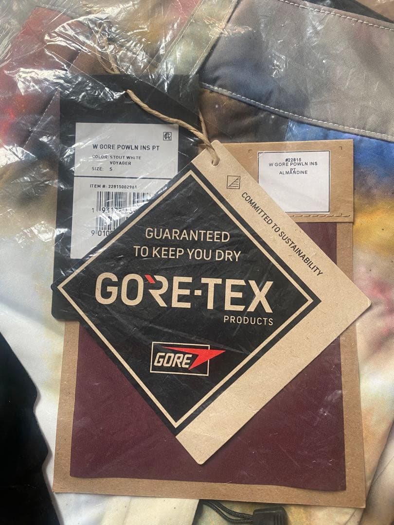 新品　Burton Powline GORE-TEX 2L Insulated