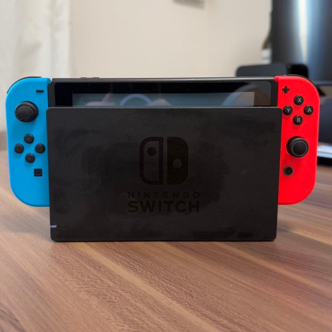 Nintendo Switch 本体 青/赤ジョイコン・緑/ピンクジョイコン