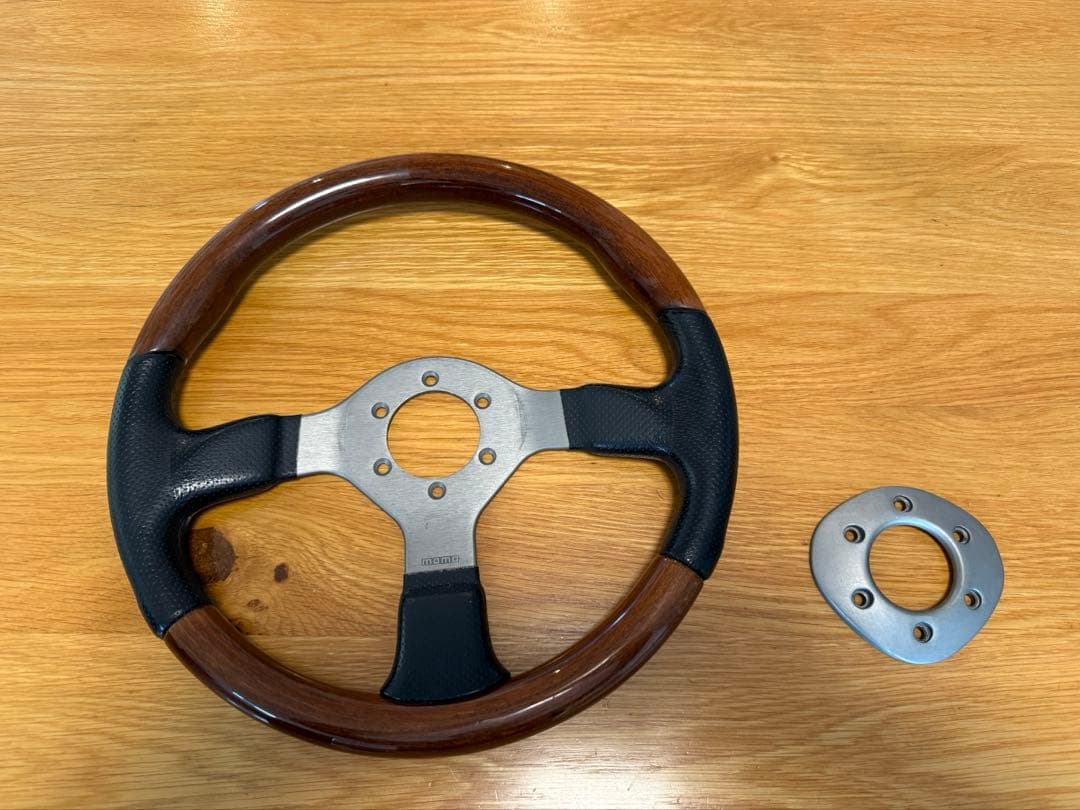 momo ステアリング　35センチ ウッドレザーコンビ