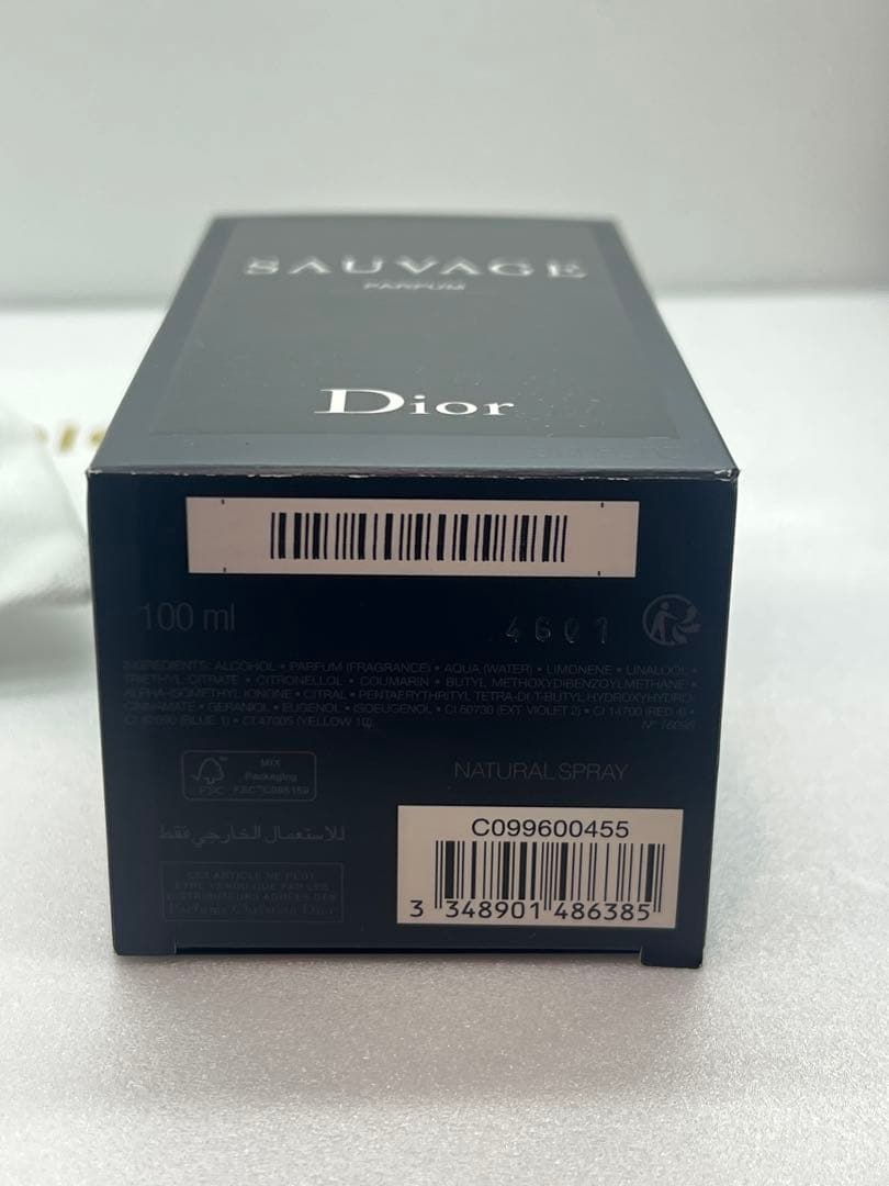 新品・未使用　Dior　ソヴァージュ パルファン 100ML