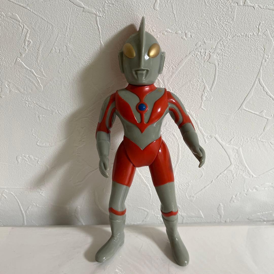 ウルトラマン　ミドルサイズ　復刻