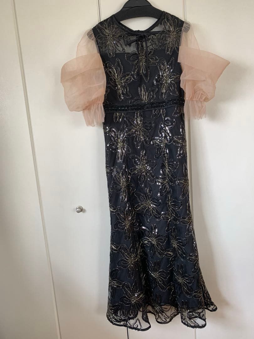 【LEJA】スパンコールフラワーリボンチュールワンピースドレス