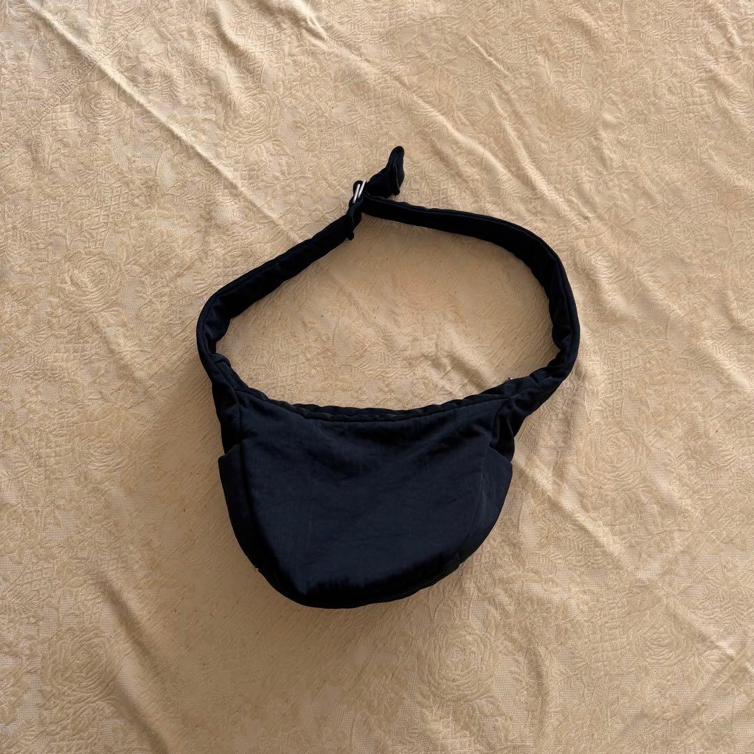 バッグ ITTI ANNIE PUFFER TOWN MOON BAG