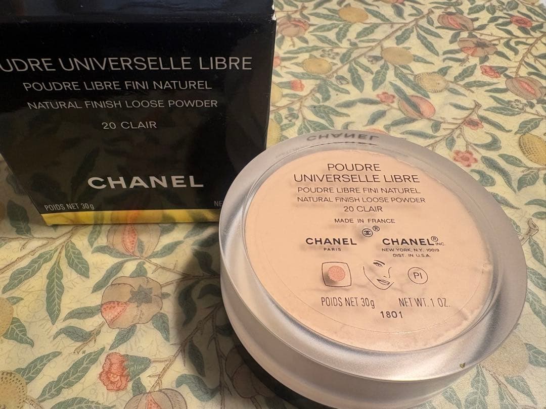 CHANEL フェイスパウダー