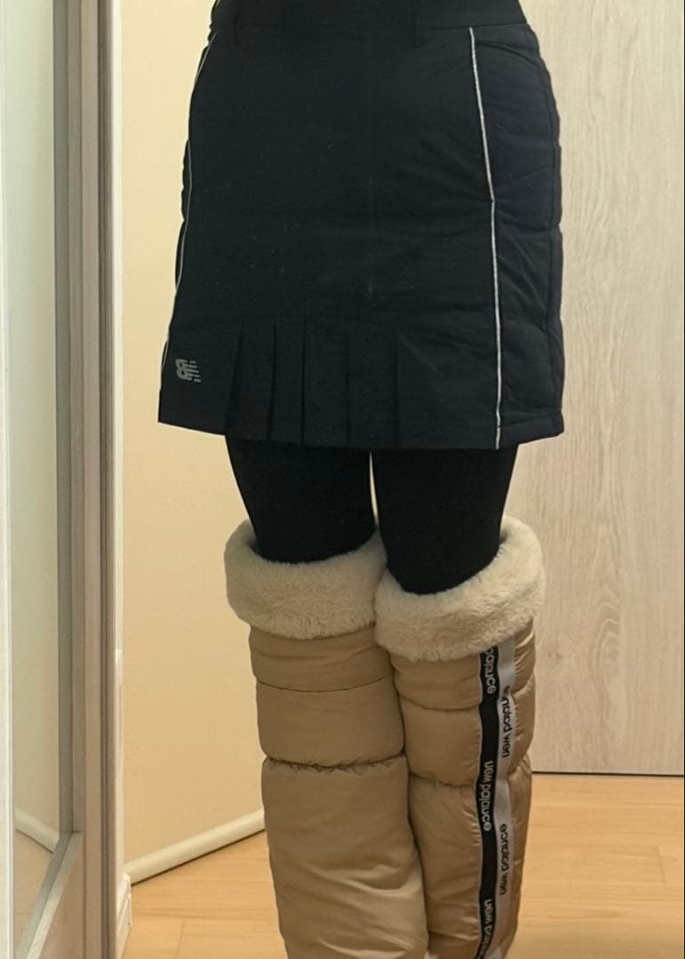 ニューバランスゴルフ　スカート　中綿　ダウン　黒　１ M