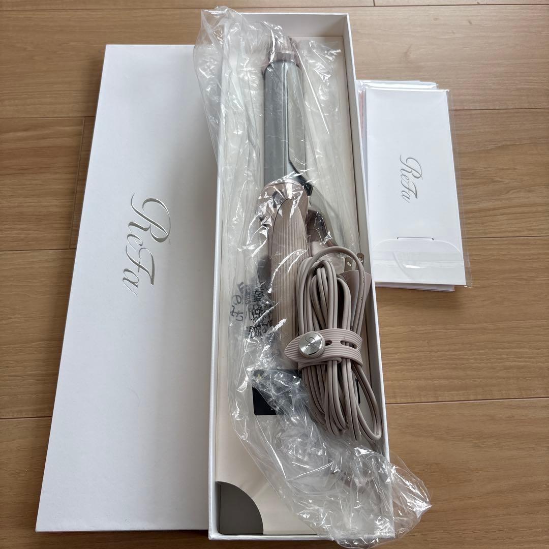 リファ　カールアイロンプロ38m シャンパングレージュ　ほぼ新品