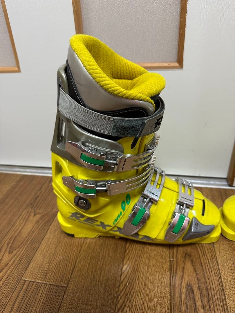 中古FISCHER スキー板155cm,ブーツ25.5cm,ストック110cm