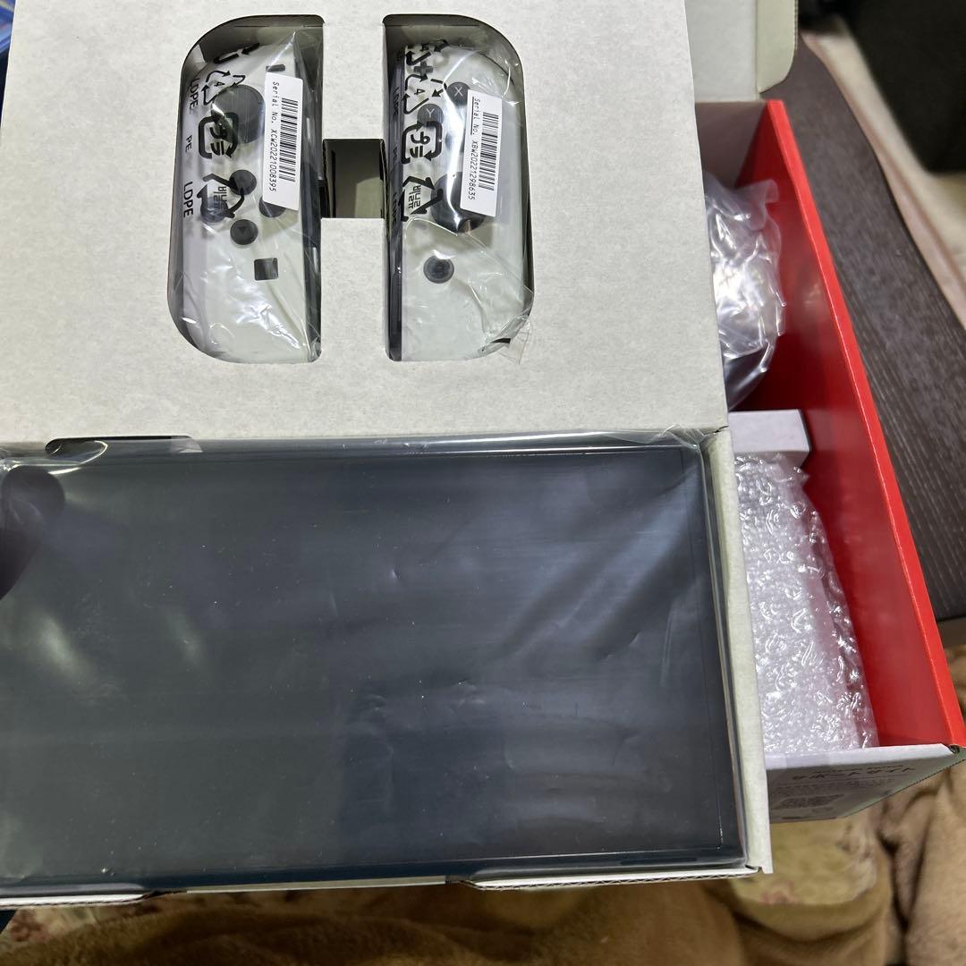 ニンテンドーSwitch 未使用　開封済み