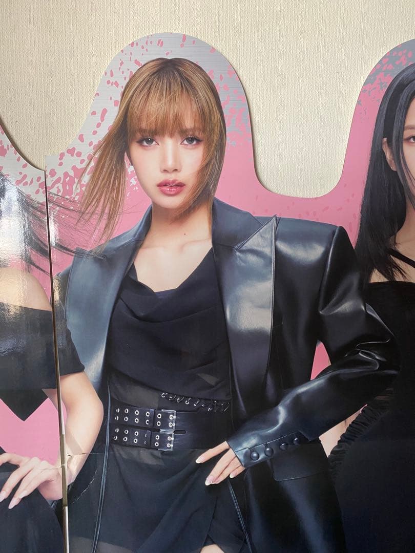 BLACKPINK 等身大パネル　アサヒ　スーパードライ　DRY