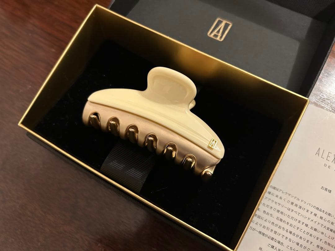 アレクサンドルドゥパリ Mクリップ （パステルイエロー）春限定色