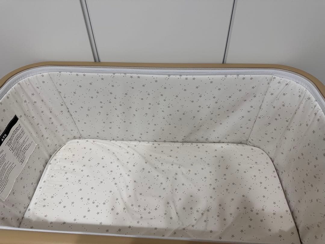 HZDMJベビーベッド(ベージュ)