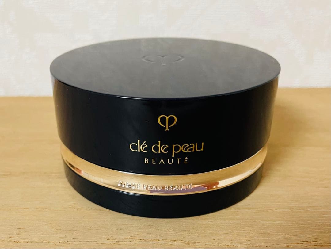 クレドポーボーテ　プードルトランスパラントn 1ライト