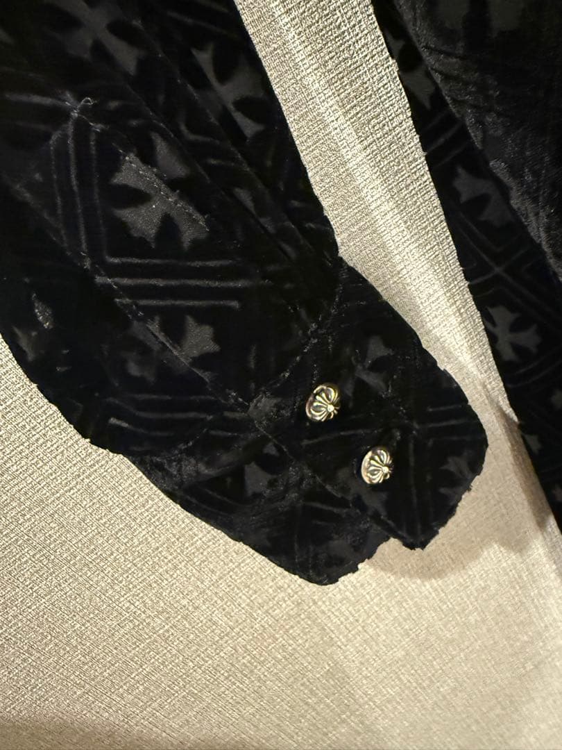 クロムハーツ新作　レディースクロス柄シャツ