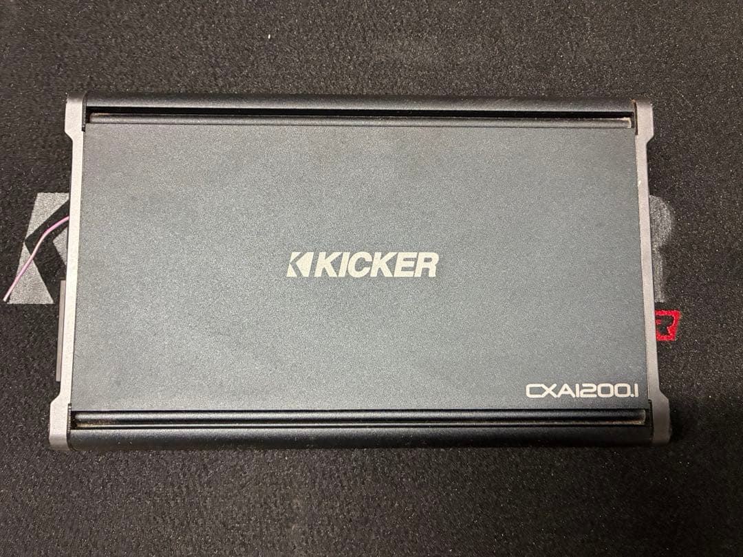 ★大迫力★KICKER CompR ウーファーアンプセット CXA1200.1
