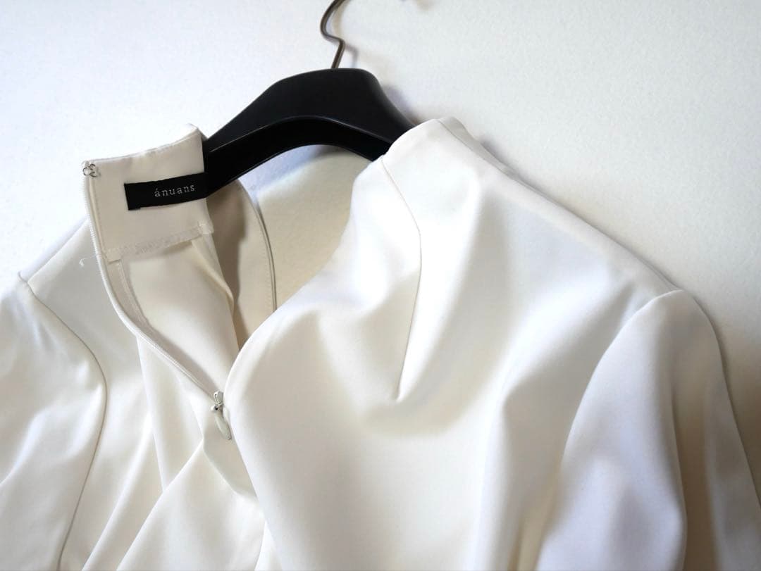 アニュアンス anuans ラッフルスリーブブラウス