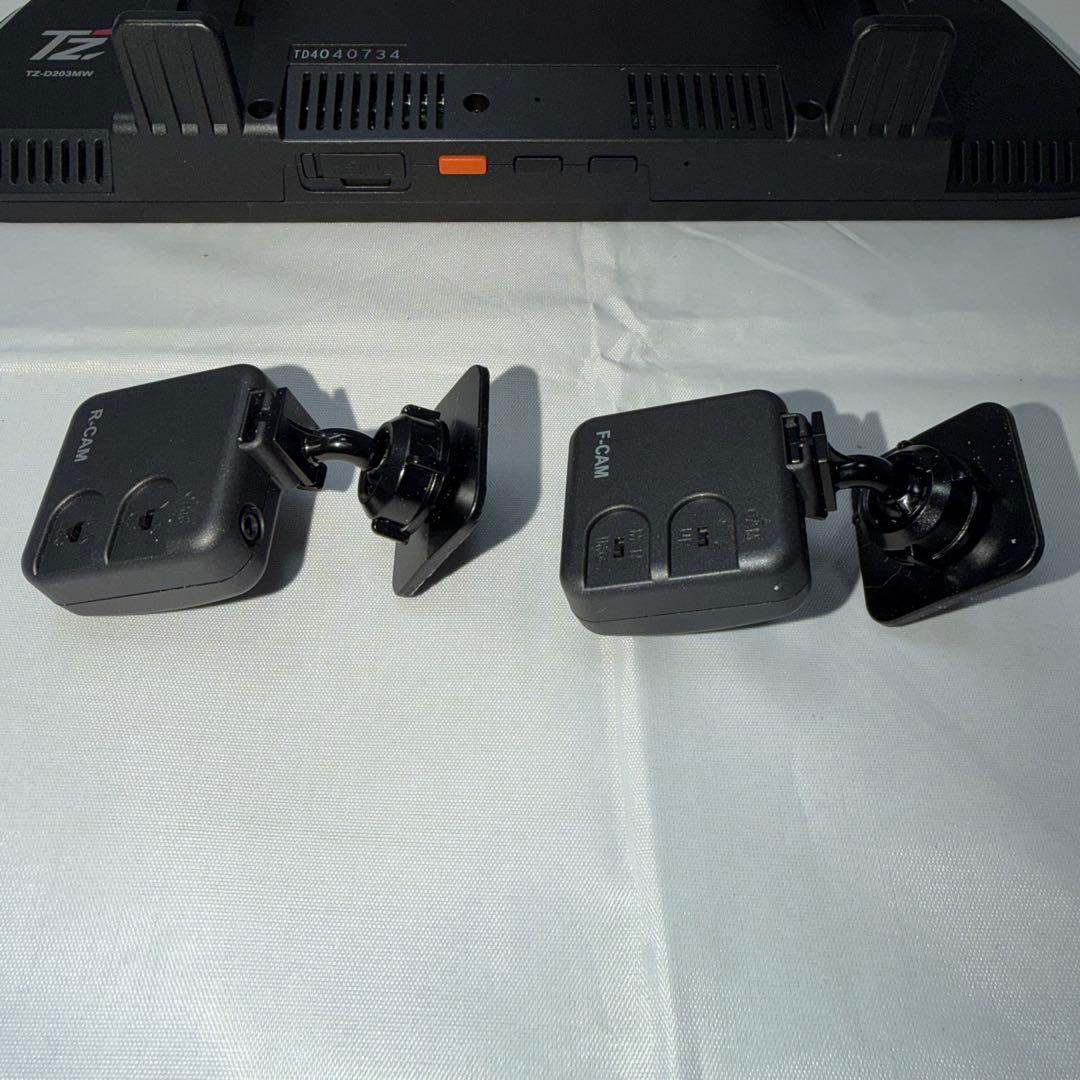 s*h様 トヨタ純正OPTドライブレコーダーTZ-D203MWミラー型モニター中