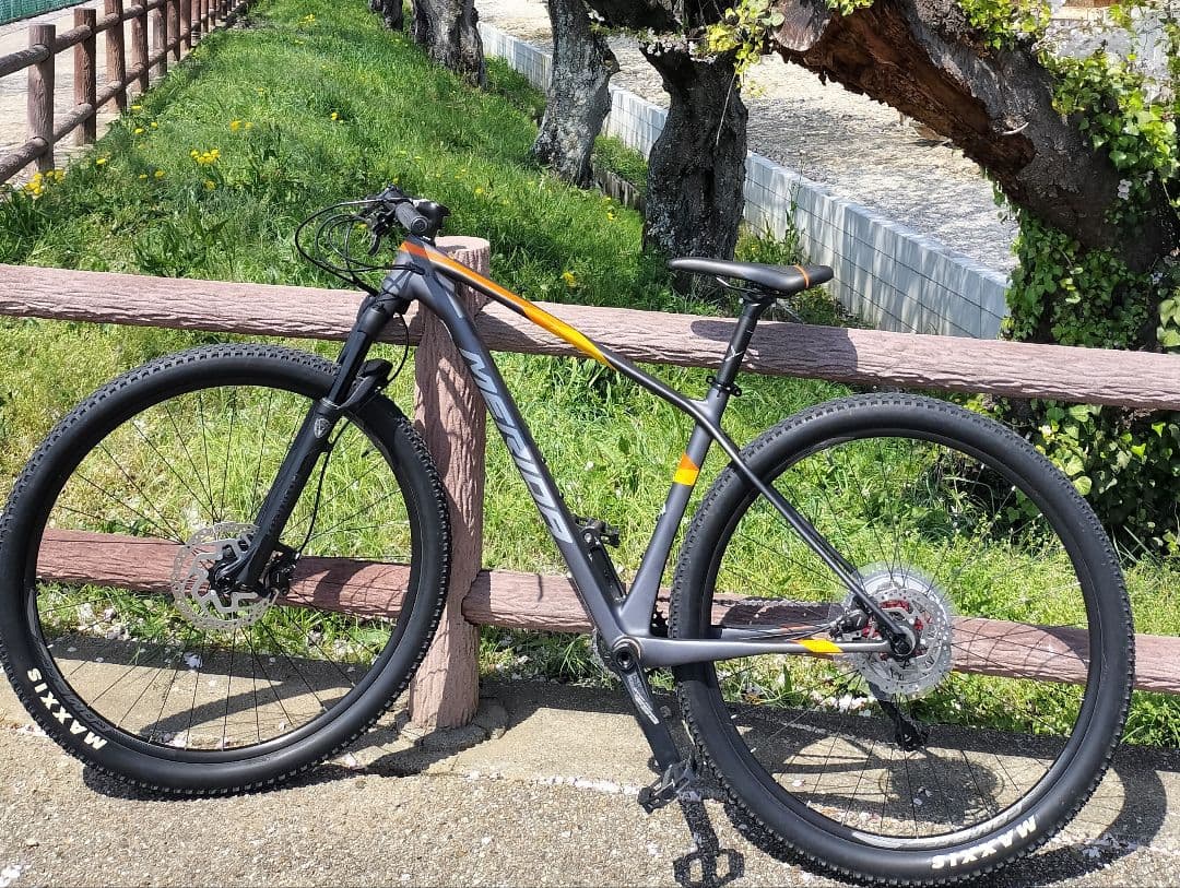 keigo.825　MERIDA　カーボンマウンテンバイク 29インチ