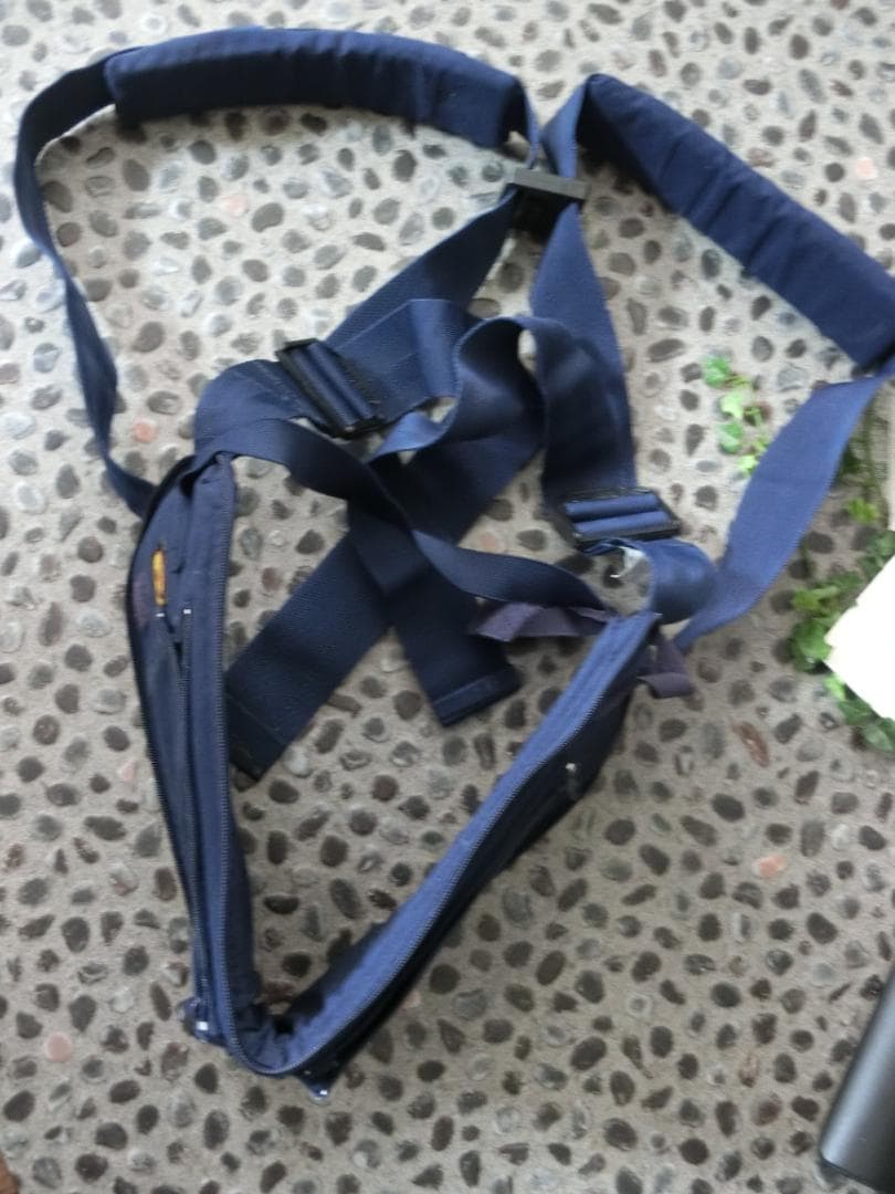 ほぼ未使用☆彡腰脊椎の支え＆ストレッチ器具　バックアップNC-B01着座用背支え