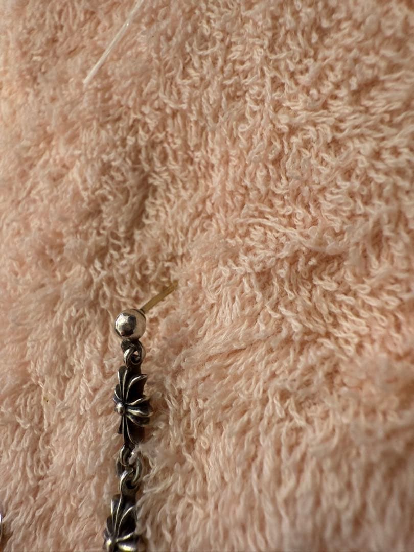 クロムハーツ　タイニーEドロップピアス　CHプラスTINYE