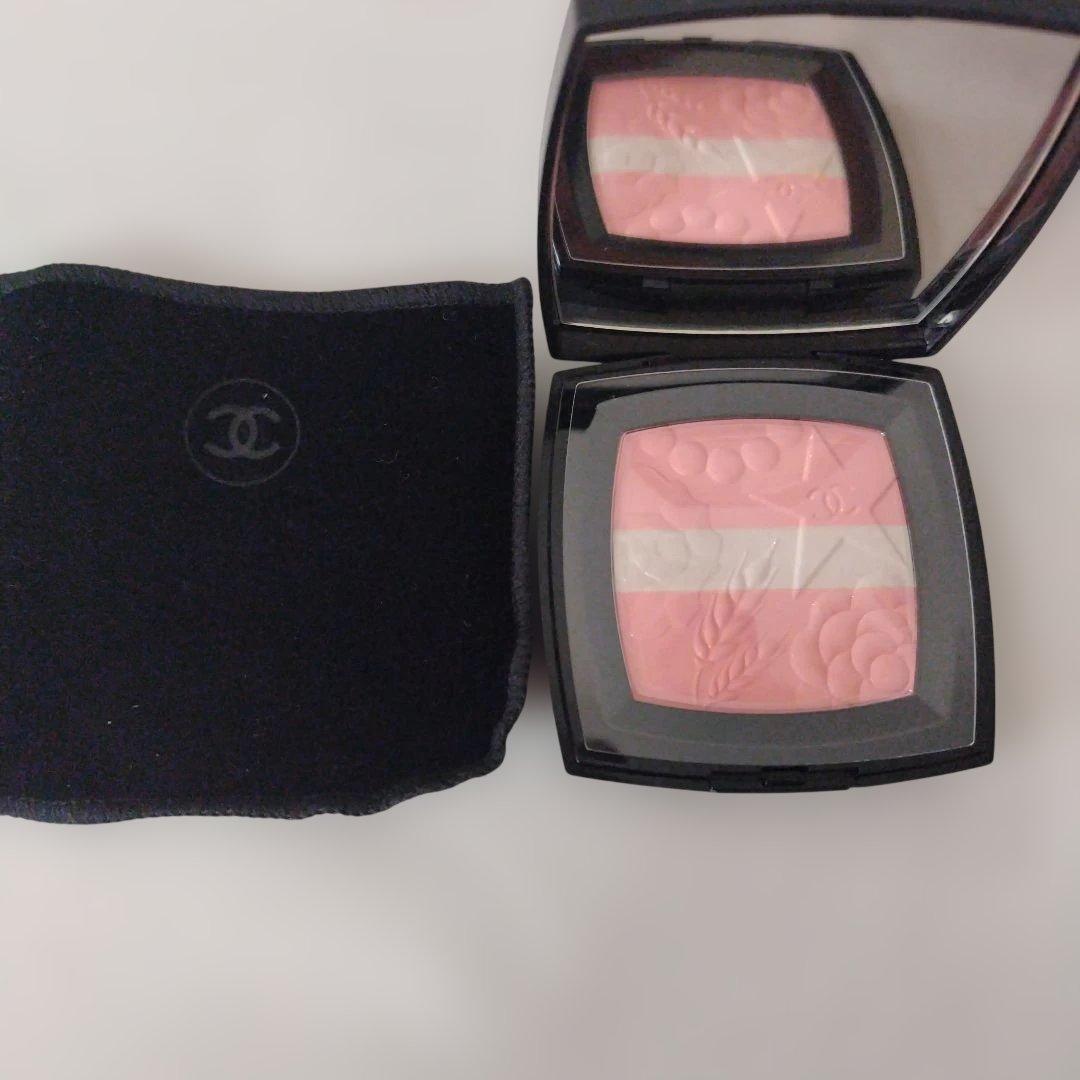CHANELレ　シーニュ　ドゥ　シャネル　997 ローズ　ルミエール