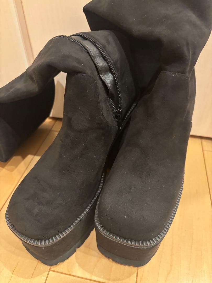 EMODA ロングブーツ ニーハイ スクエアフィットロングブーツ