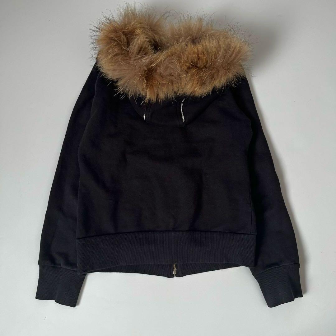 バーバリーブルーレーベル フードファー付 パーカー ノバチェック 2WAY黒