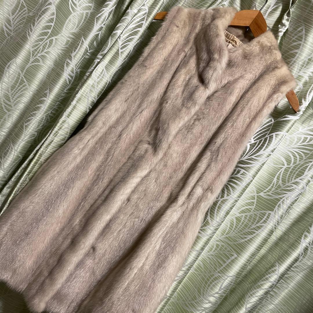 美品・最高級ヴァイオレットミンクファージレミドル・ロング丈 ノーカラー