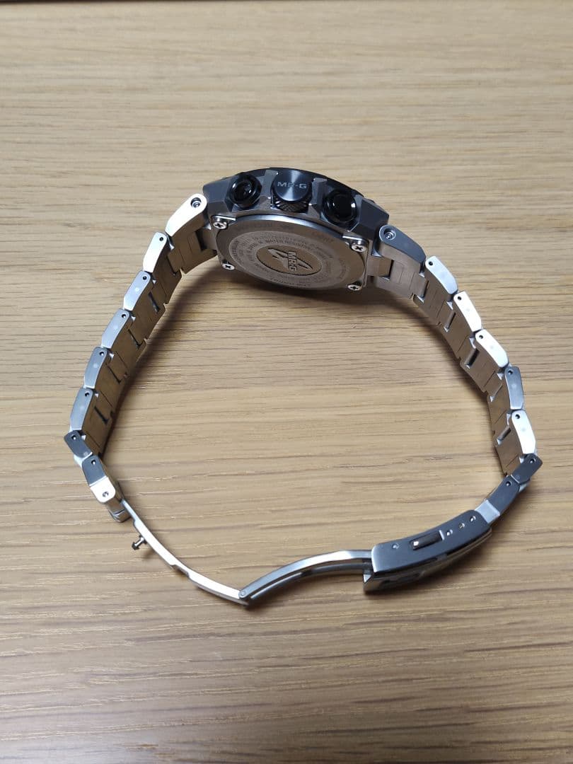 時計 CASIO MRG-B1000D-1AJR