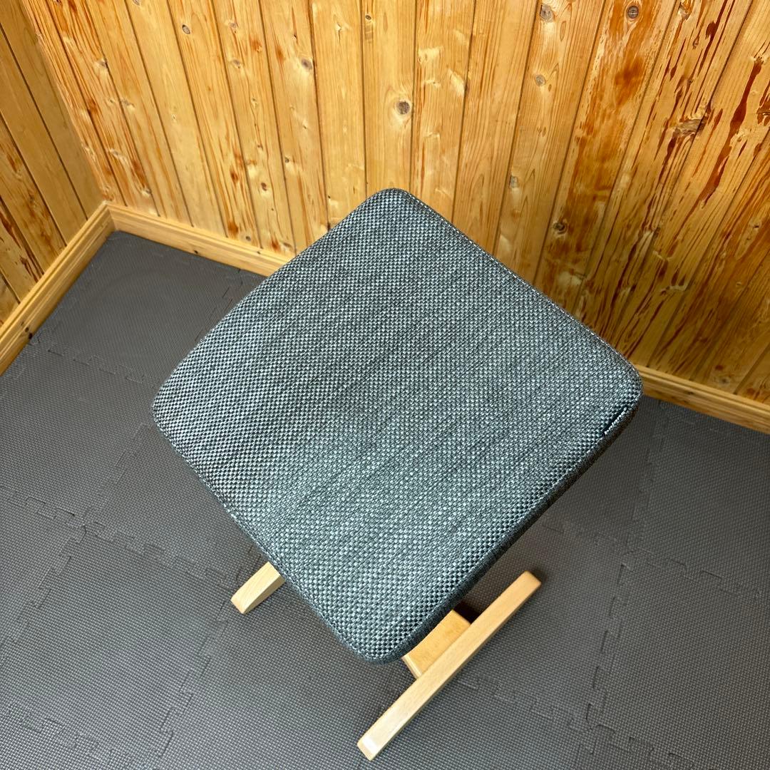 美品 バランスシナジー スクエアシート グレー 織柄 オートリターン