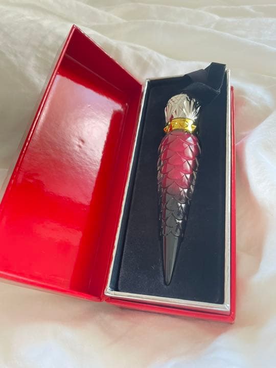 【値下げ】Louboutinリップ パチババ 009F