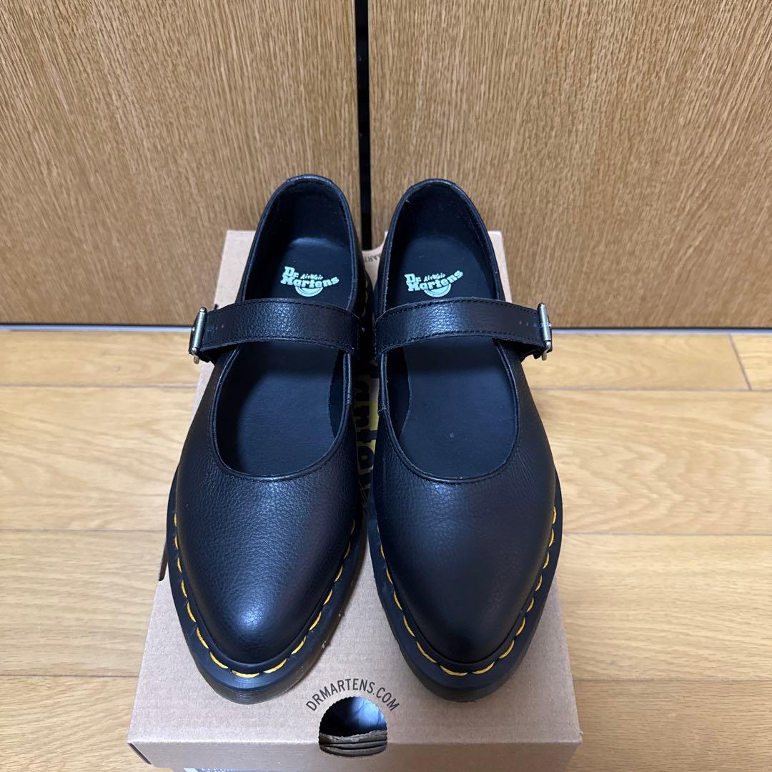 Dr. Martens ブラック メリージェーン シューズ
