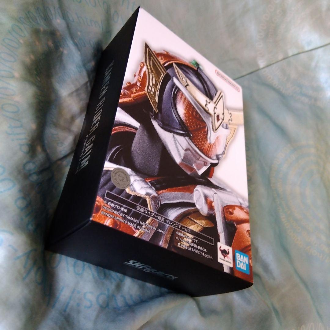 S.H.フィギュアーツ (真骨彫製法) 仮面ライダー鎧武 オレンジアームズ 新品