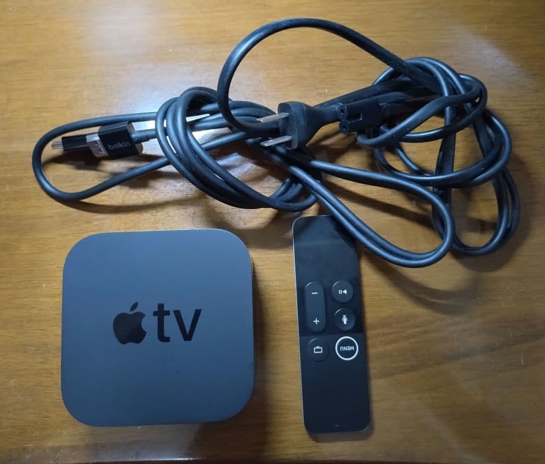【中古・送料込】Apple TV 4K 第1世代64GB本体とリモコン 箱なし