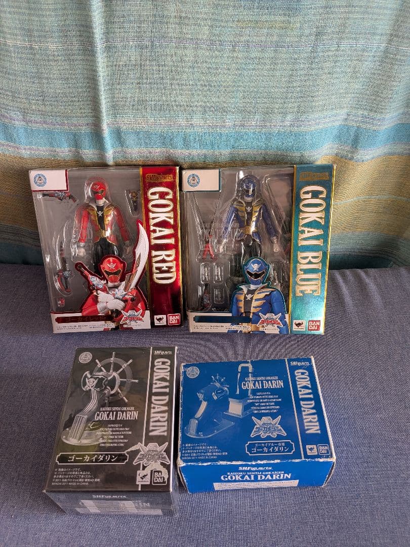 S.H.Figuartsゴーカイジャー レッド·ブルー 初回限定2個付きセット