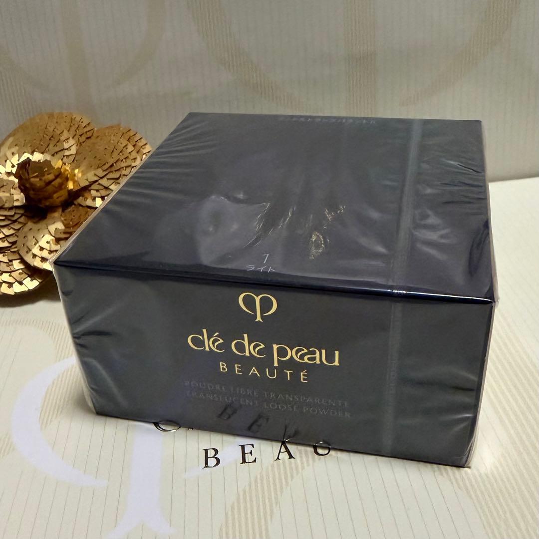 ✨新品未開封☆クレ・ド・ポー ボーテ☆プードルトランスパラントn【①本体】