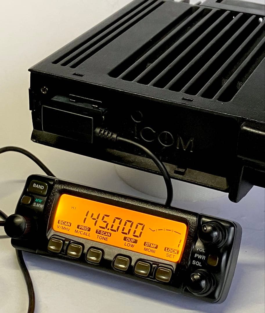 アイコム IC-207D 50w アマチュア無線機