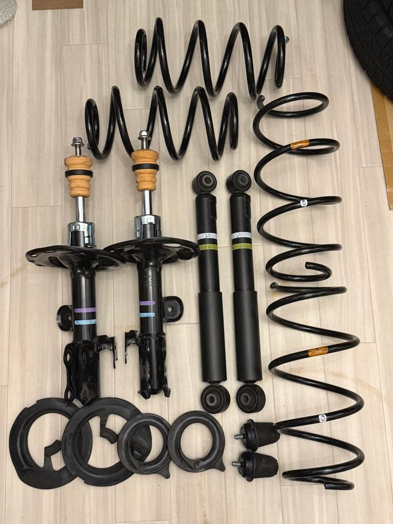 アルファード30後期　2WD サスペンションセット