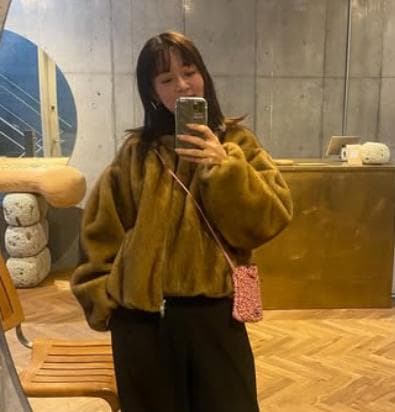 SELENAHCELIOS ブラウンファー風ボンバージャケット