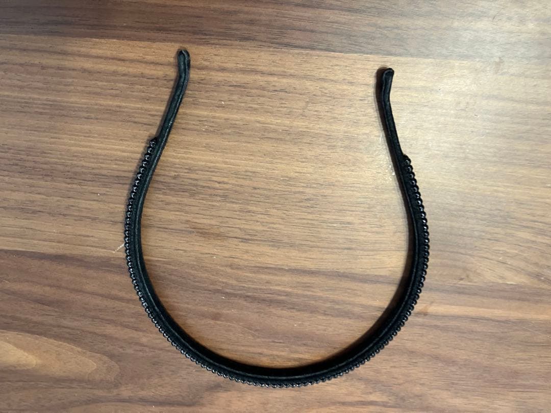 acca アッカ　オードリーカチューシャ　ブラック