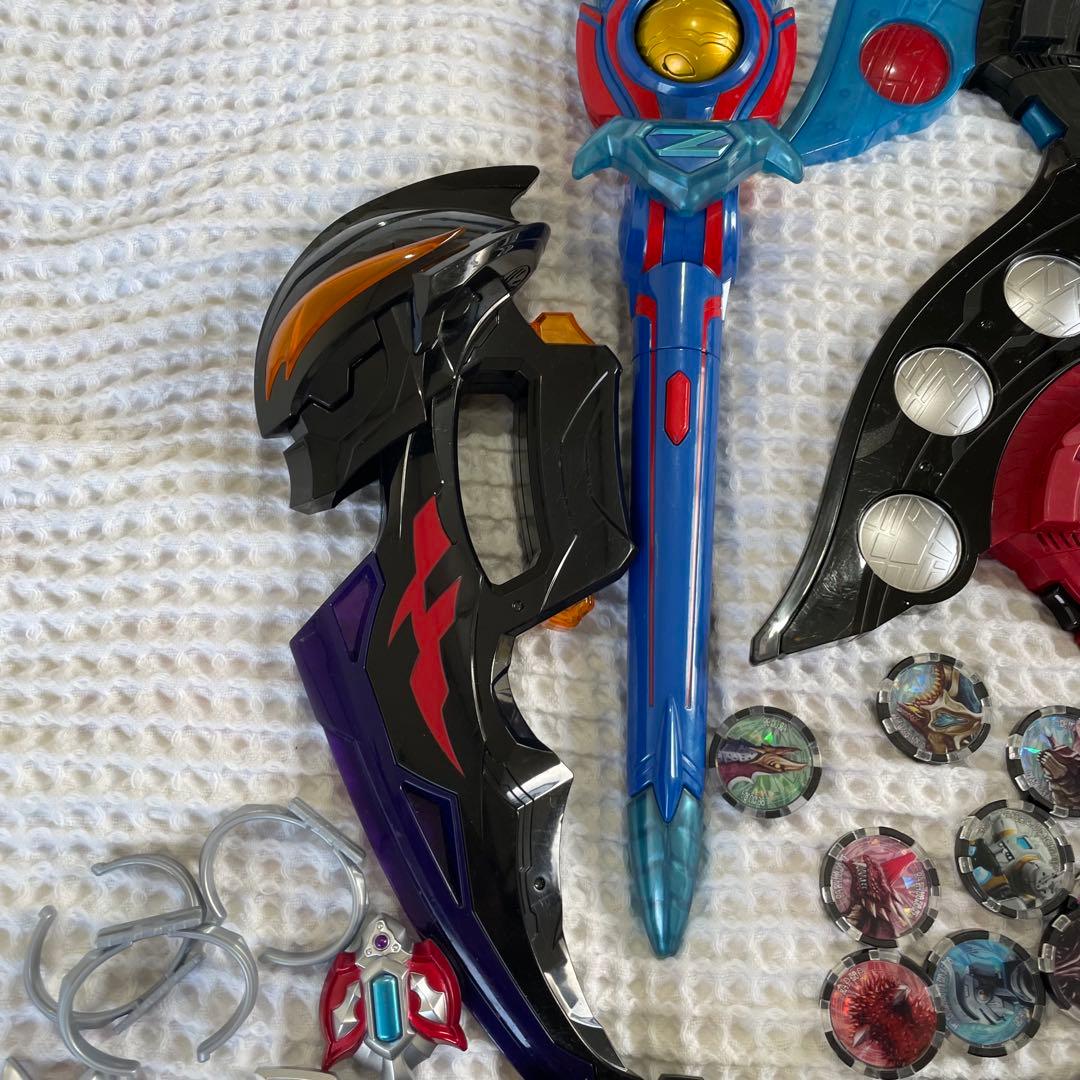 ウルトラマンシリーズ　変身グッズ　ゼット　タイガ　トリガー　デッカー　ゼロ　等
