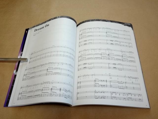 ★ 吉川晃司 30周年記念メモリアルスコアブック ★