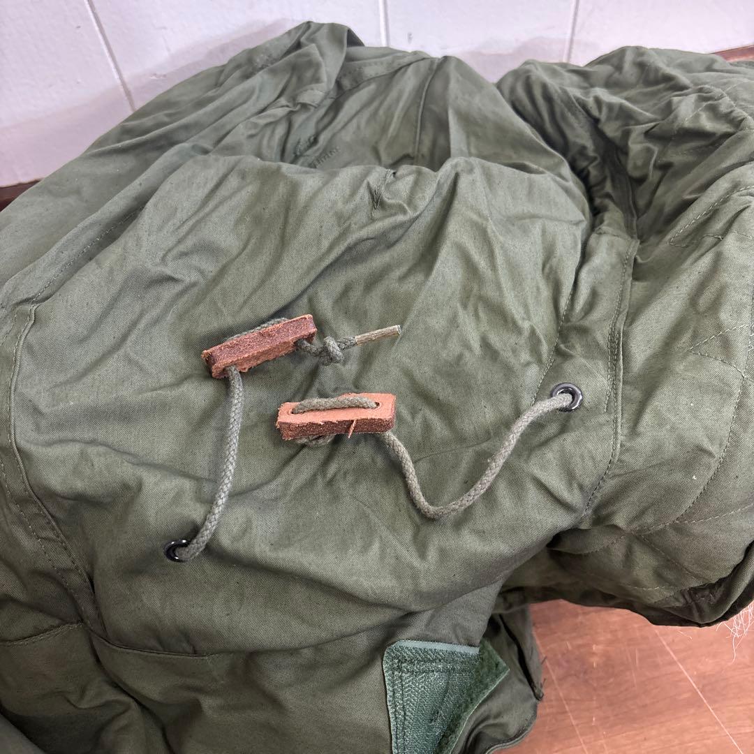 デッドストック　米軍　実物　80s M65 フィッシュテールパーカーフード　⑤