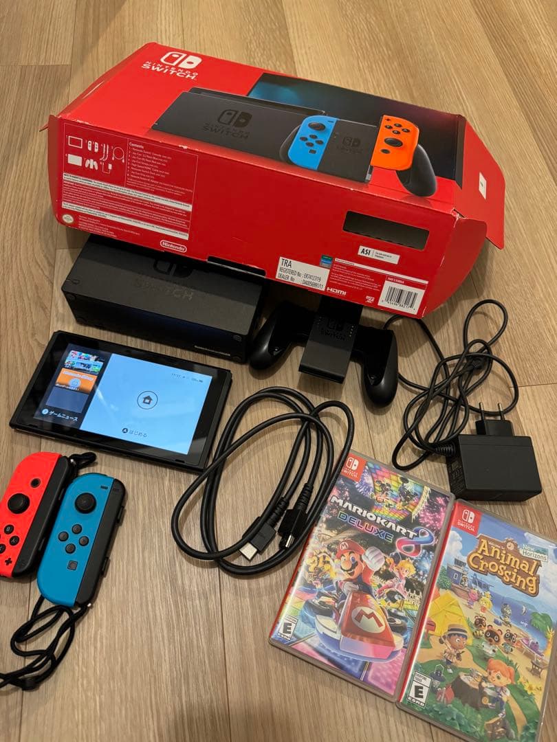 美品　Nintendo Switch 本体 、ゲームソフト2個付き