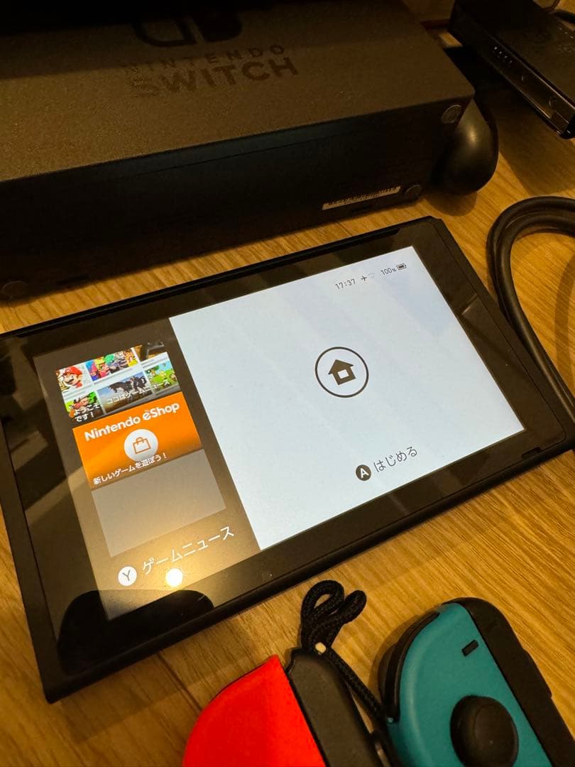 美品　Nintendo Switch 本体 、ゲームソフト2個付き