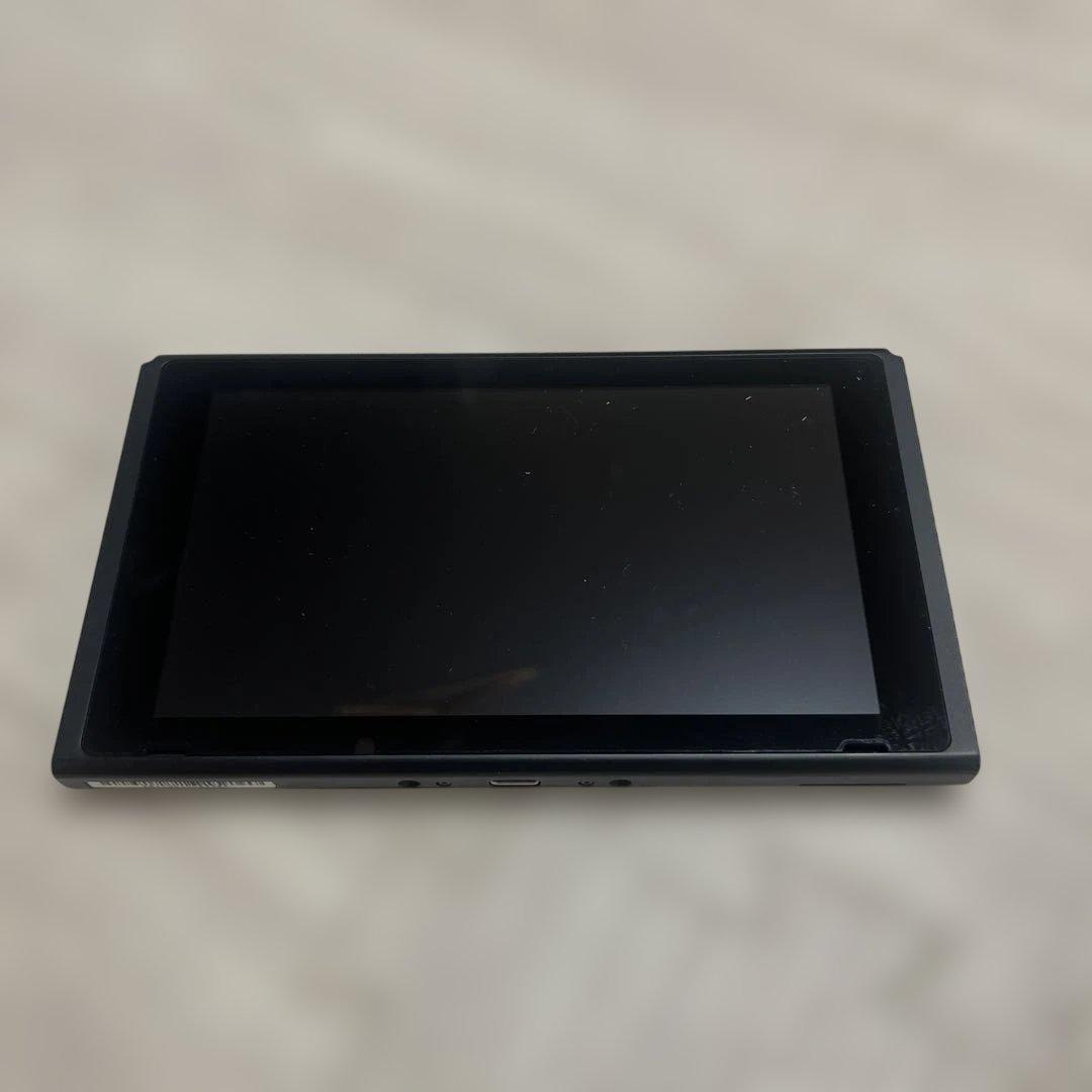 未対策機　動作品　Nintendo Switch 本体