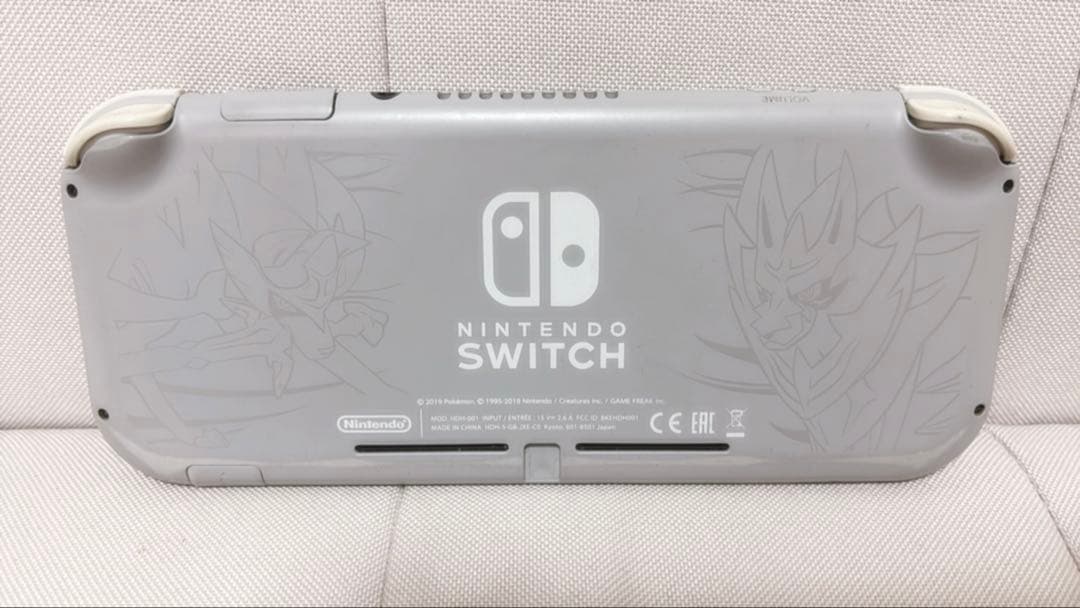Nintendo Switch Lite ポケモン デザイン(ジャンク品)